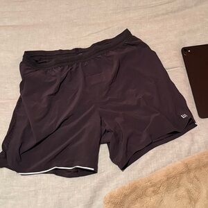 Men’s VRST 5 inch running shorts two in one 5” size Large anthracite Gray